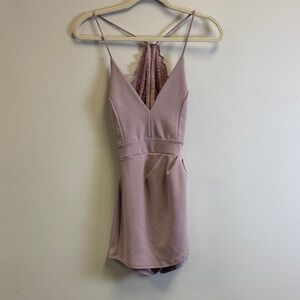 Windsor Mauve Lace-Trimmed Romper Women’s XS